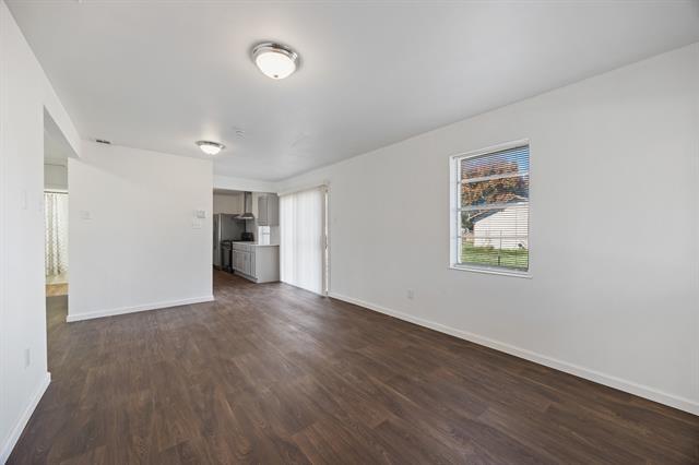 Foto del edificio - 3827 Vineyard Dr