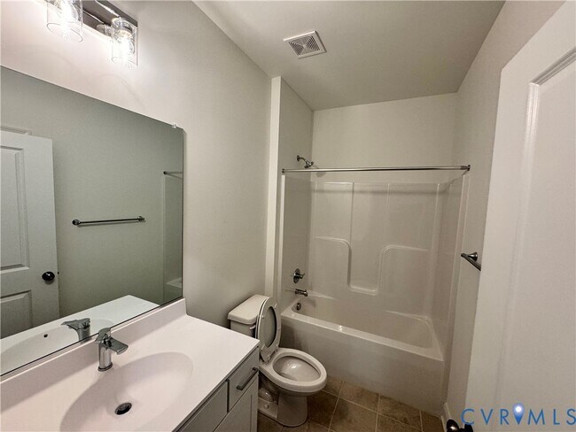 Foto del edificio - 457 Randolph Vw Dr