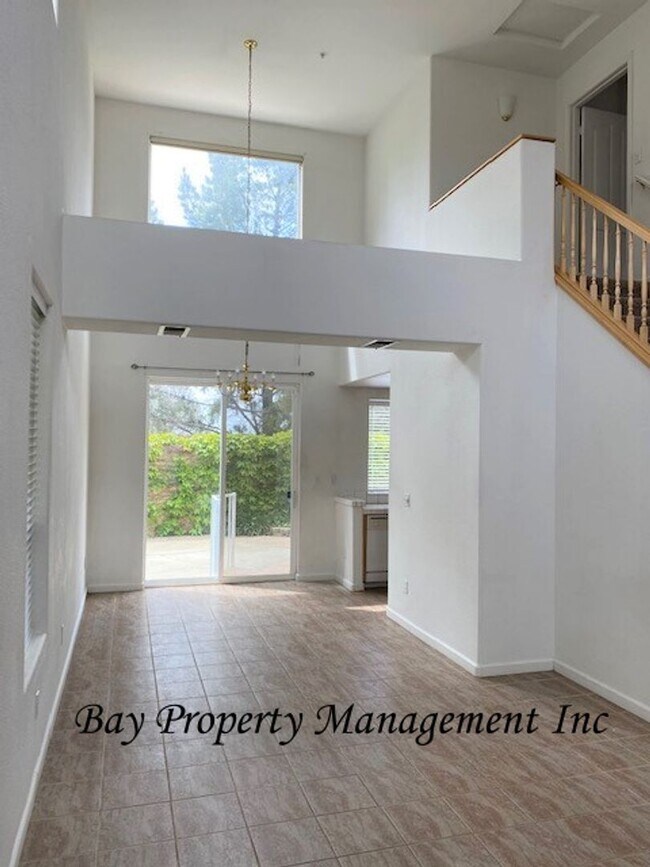 Foto del edificio - Coming Soon! Creekbridge 3 bedroom 2 bath,...