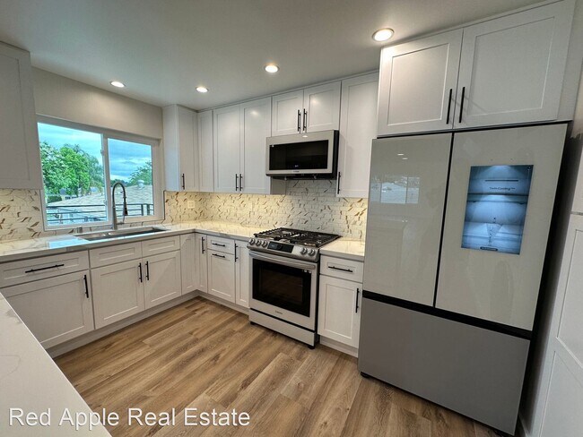 Foto del edificio - 2 br, 2 bath House - 2505 N. Lincoln Street