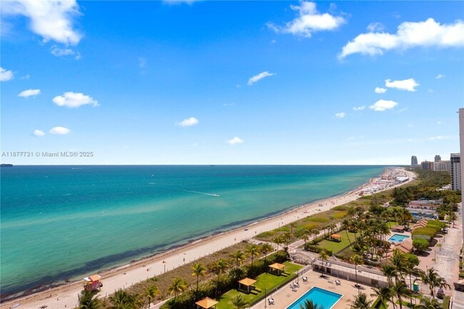 Foto del edificio - 2655 Collins Ave