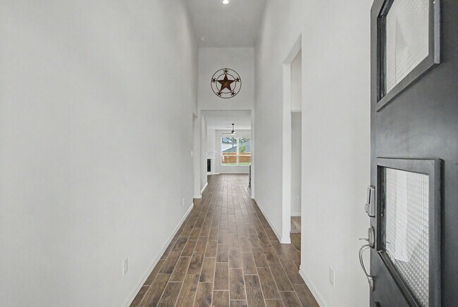Building Photo - 15404 Bicknells Thrush Ct