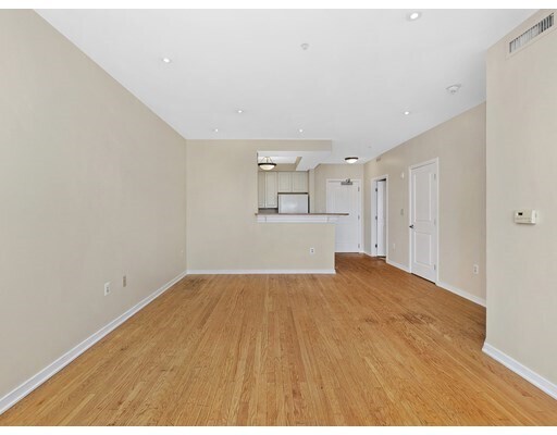 Foto del edificio - 175 Cottage St