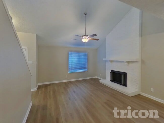 Building Photo - 2908 Lemmontree Ln