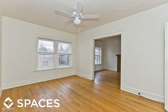 Building Photo - 4745 N Hermitage Ave