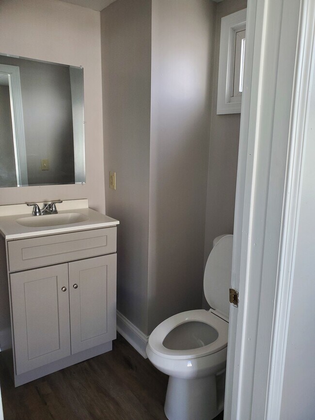 vista al baño - 78 Cowden St