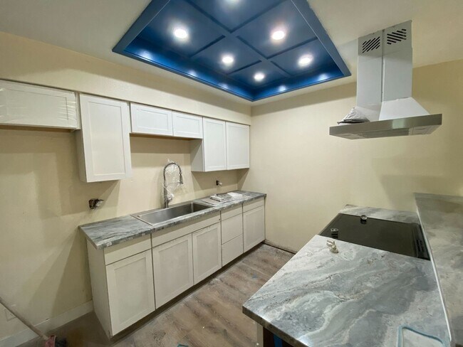 Foto del edificio - 290 W Alexander Ave