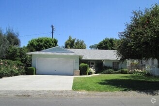 Building Photo - 4718 Burnet Ave