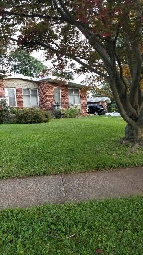 Foto del edificio - 6605 Chippewa Dr