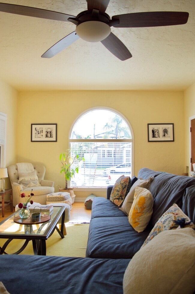 Building Photo - 4770 Bancroft St