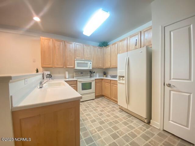 Foto del edificio - 395 S Crow Creek Dr