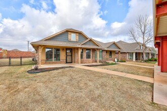 Building Photo - 5701 Goldfinger Rd