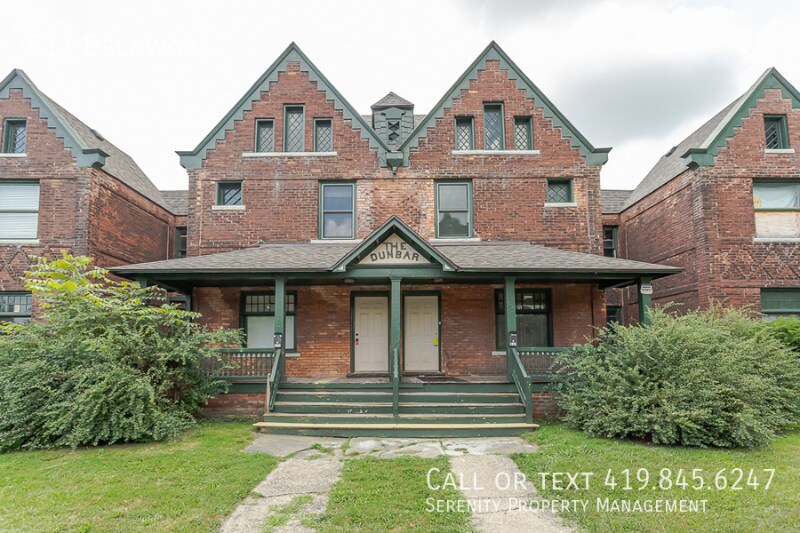 Primary Photo - 517 W Delaware Ave