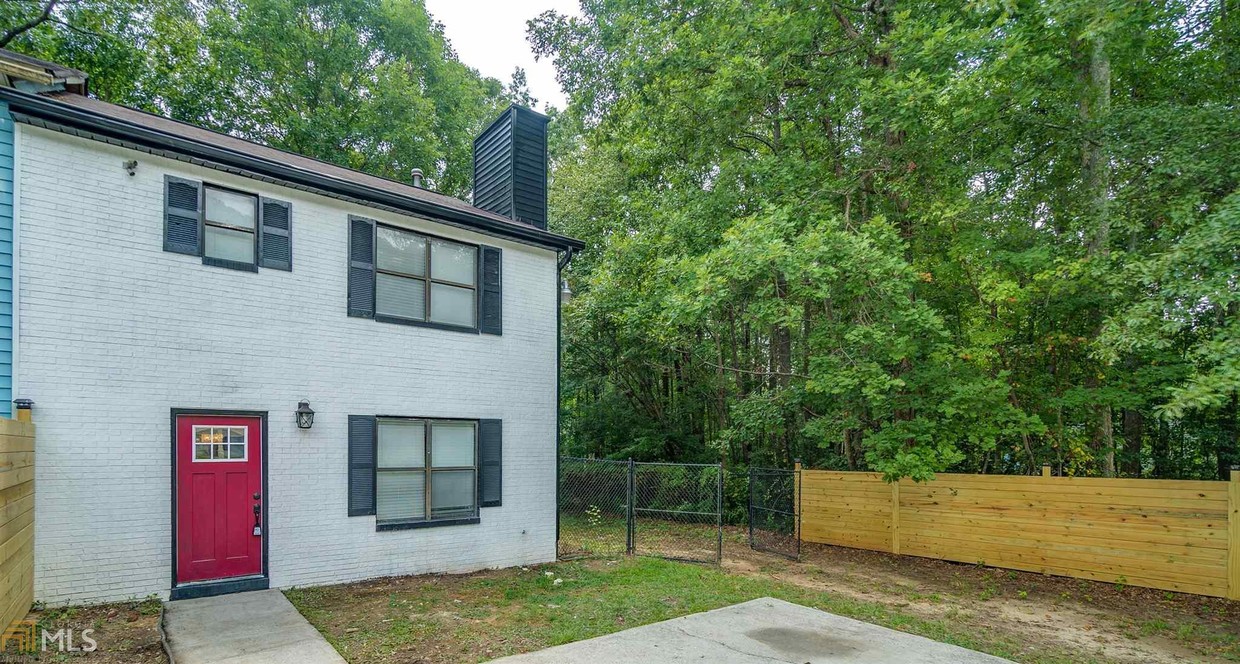Primary Photo - 948 Silverwood Dr