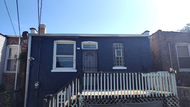 Foto del edificio - 1628 E 75th St