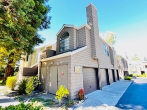 Building Photo - 142 Copper Ridge Rd