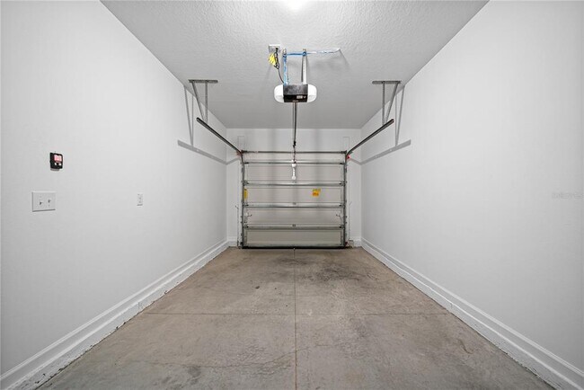 Building Photo - 6140 Pina Colada St