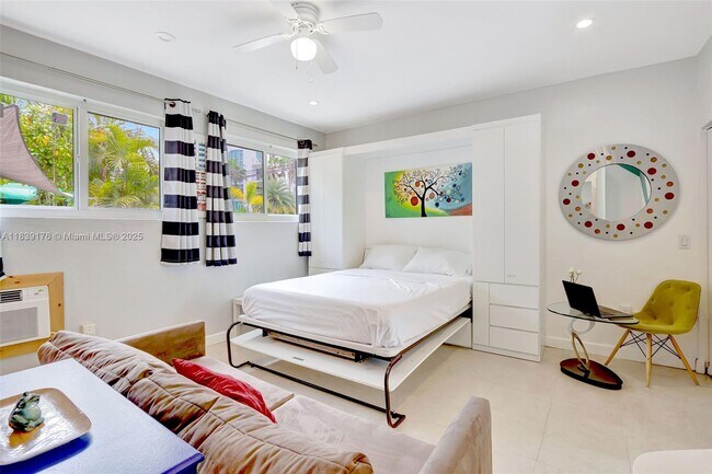 Foto del edificio - 320 Hendricks Isle
