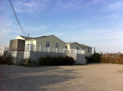 Primary Photo - 452 Dune Rd