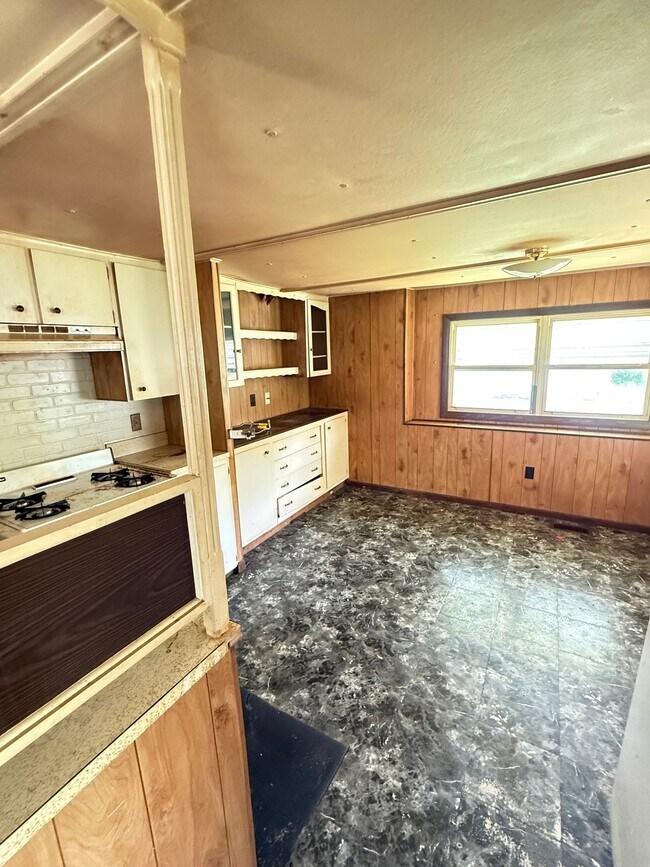 Foto del edificio - 1404 Rumbaugh Ln