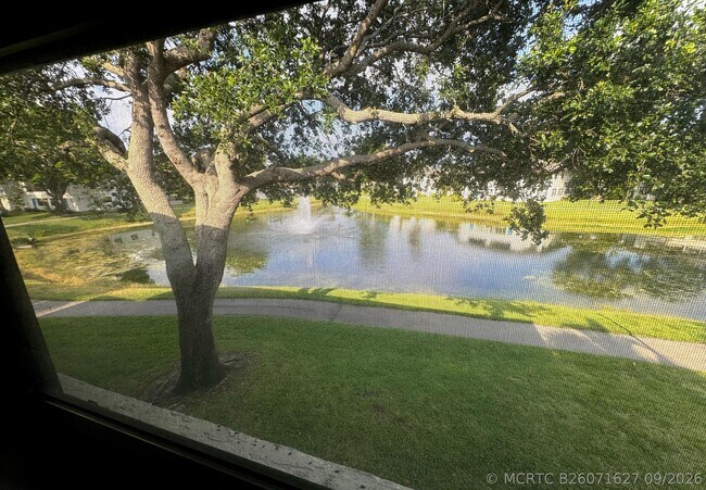 Foto del edificio - 3007 SW 21st Terrace
