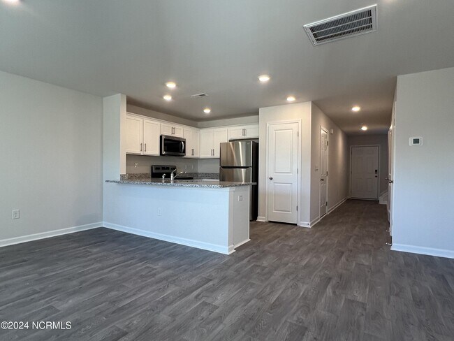 Foto del edificio - 3004 Alibird Ln