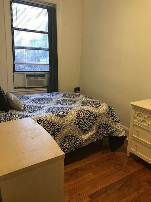 Foto del edificio - 321 W 22nd St