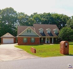 Building Photo - 412 Southland Trail