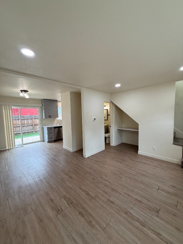 Building Photo - 1618 Banyan Dr