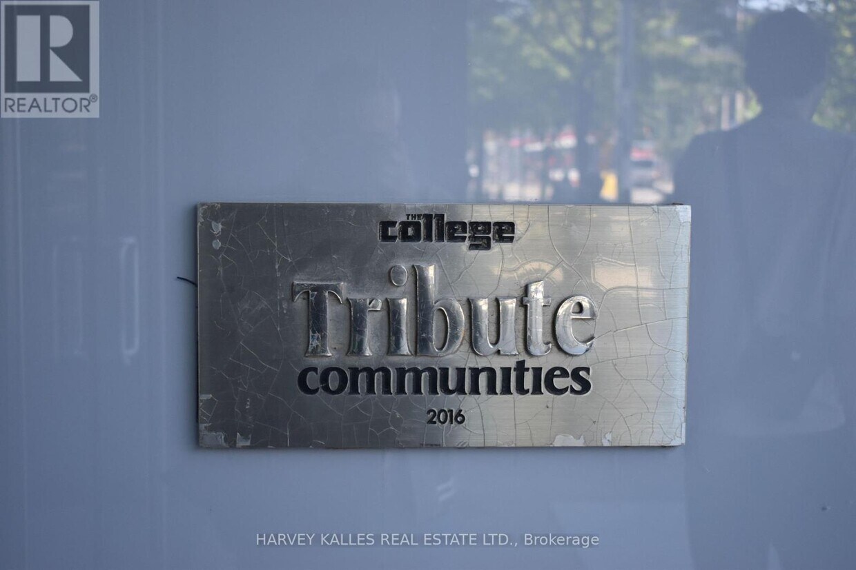 Photo principale - 297-297 College St