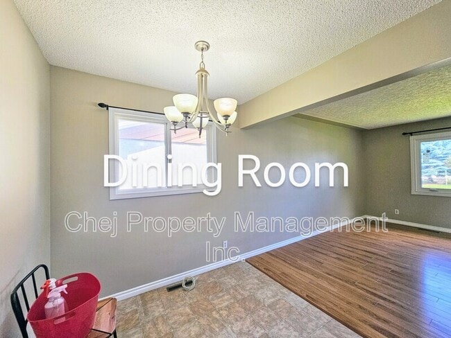 Building Photo - 8007-128A 128a Ave NW