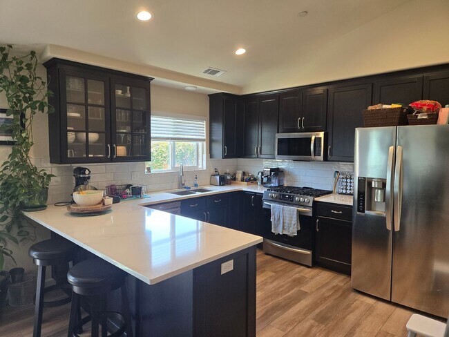 Foto del edificio - Recently constructed McKinleyville home fe...