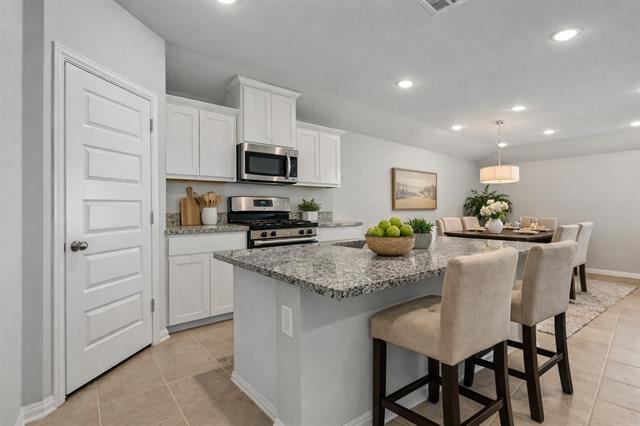 Building Photo - 1504 Foxglove