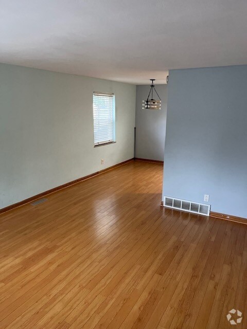 Building Photo - 254 Adelaide Pl