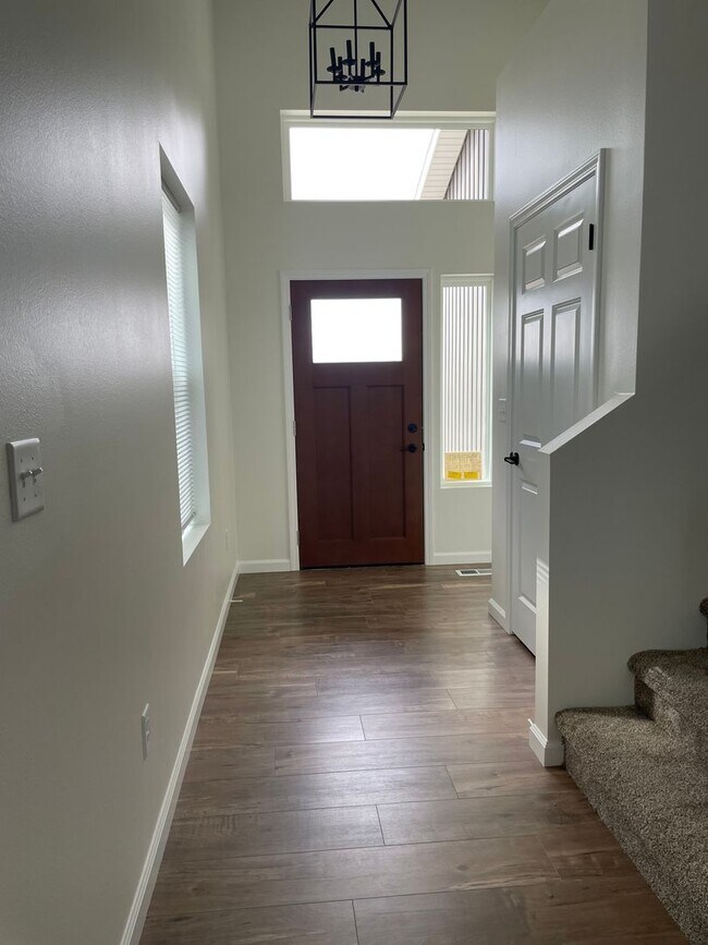 Foto del edificio - 2558/2562 Granite Drive NW