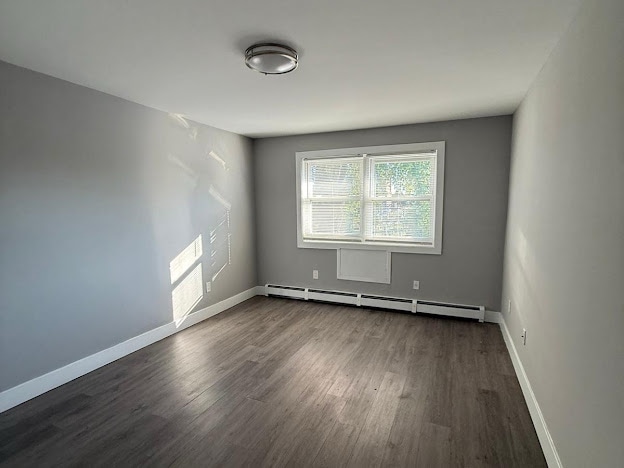 Building Photo - 431 Park Ave