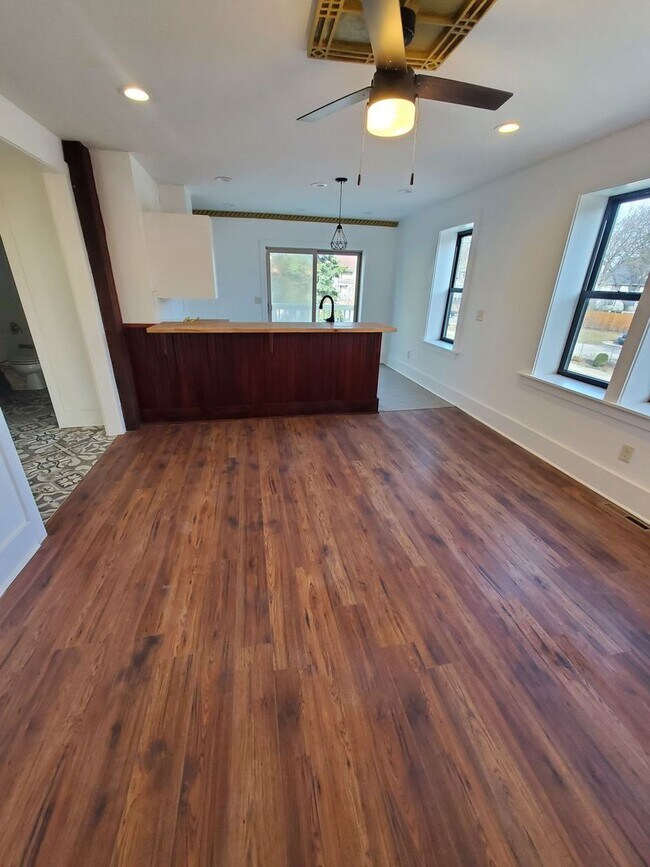 Foto del edificio - 2123 W Mineral St