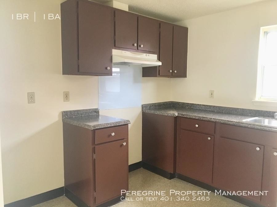 Foto principal - 1 bedroom in Central Falls RI 02863