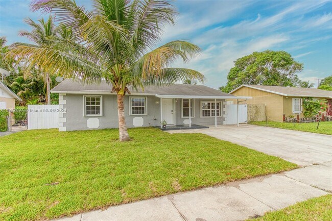 Foto del edificio - 8130 SW 7th Ct