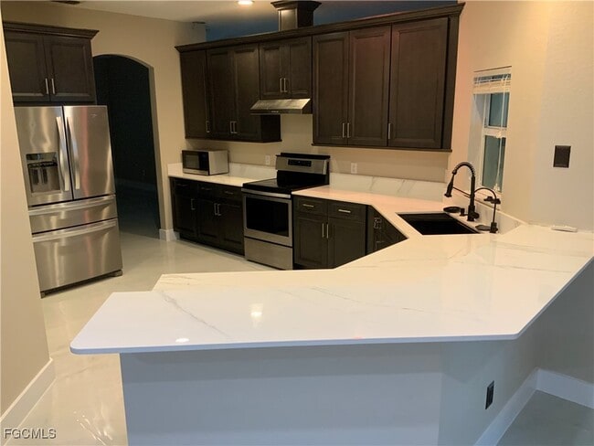 Foto del edificio - 2324 SW 22nd St