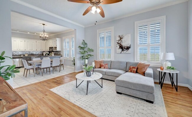 Building Photo - 3407 White Oak Dr
