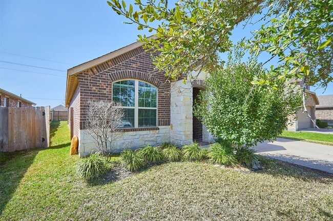 Building Photo - 4439 Aversa Dr