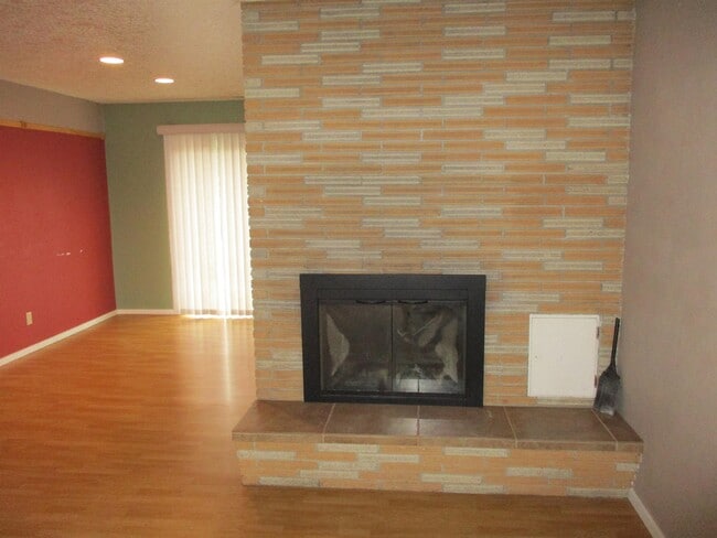 Building Photo - 4780 Cody Ave