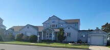 Foto principal - 8601 Fulton Ave