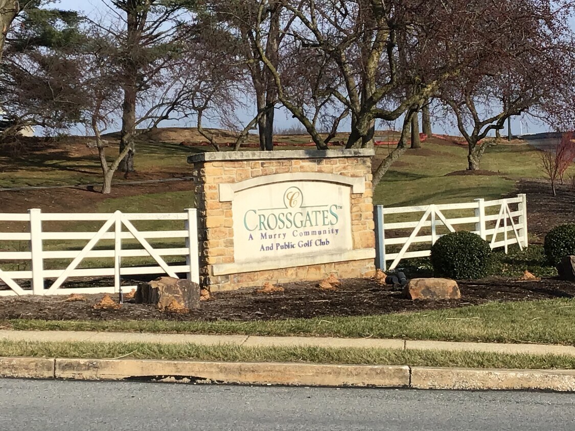 Foto principal - 403 Stonegate Ct