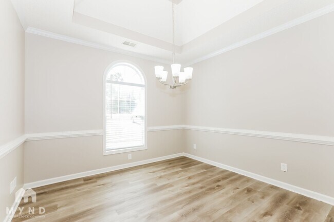 Foto del edificio - 283 Hunters Chase