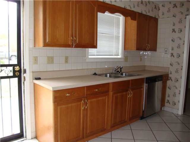 Foto del edificio - 6300 Heathcliff Cove