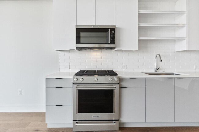 Foto del edificio - Modernistic Studio in West Midtown! Seven 88