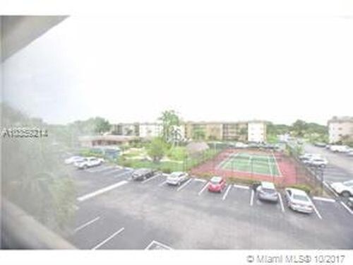 Building Photo - 2495 SW 82nd Ave