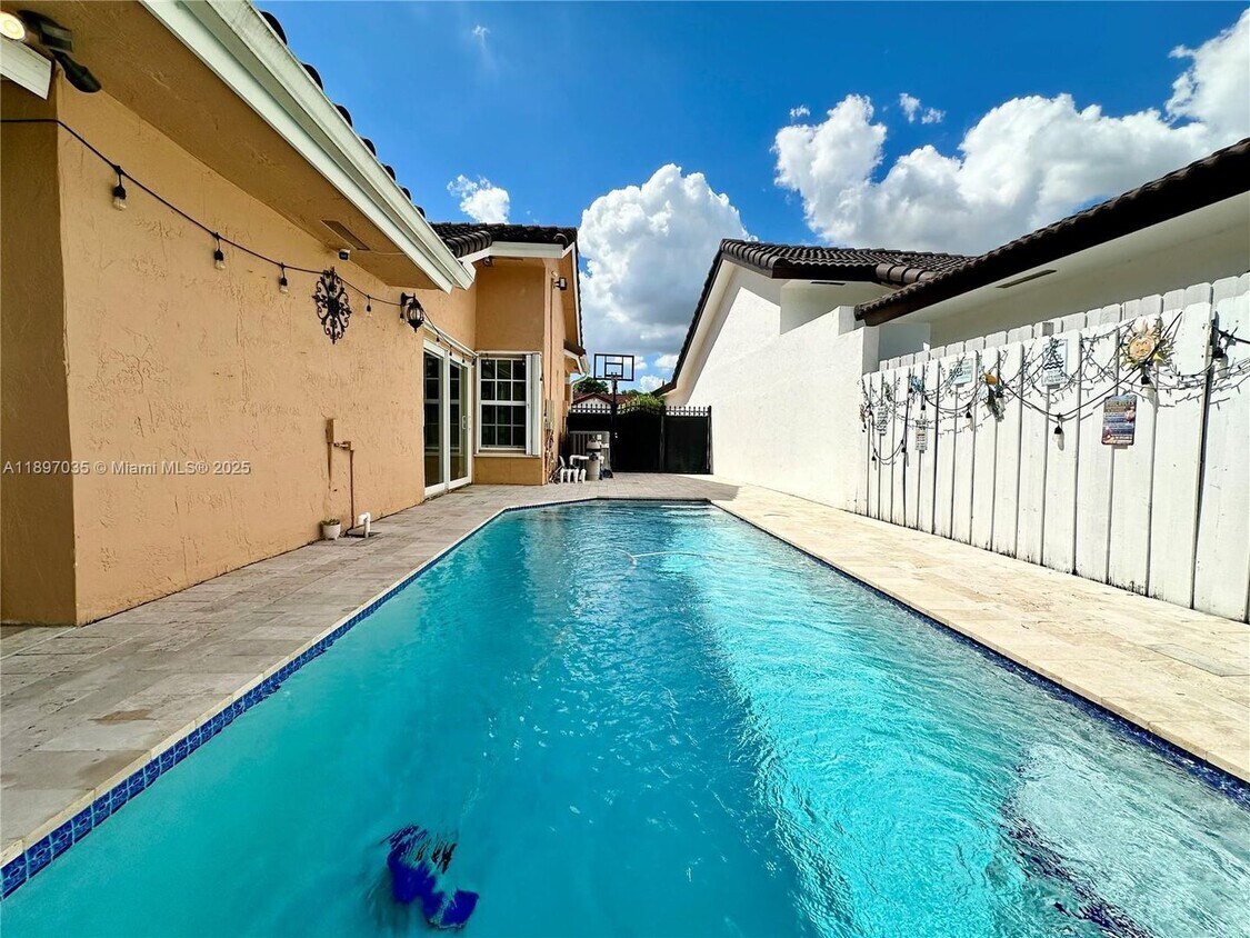 Primary Photo - 6097 SW 128th Ct